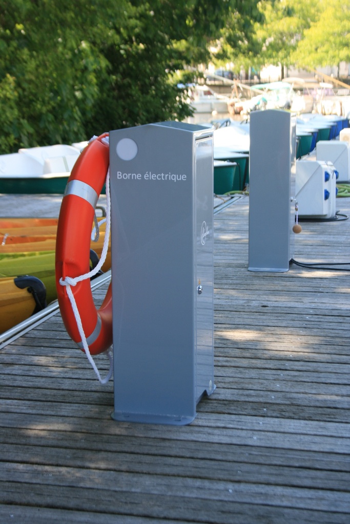 BORNE ELECTRIQUE ALU SECURISEE