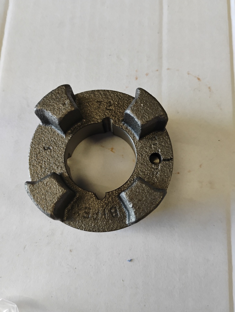 MACHOIRE SERRAGE INTERIEUR MOTEUR INBOARD (MOST)