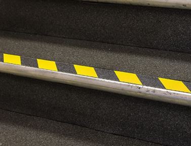BLACK & YELLOW REFLECTIVE STRIPE PONTOON