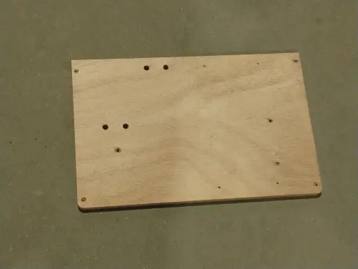 [B6030] PLANCHE SUPPORT CHARGEUR (ACE)